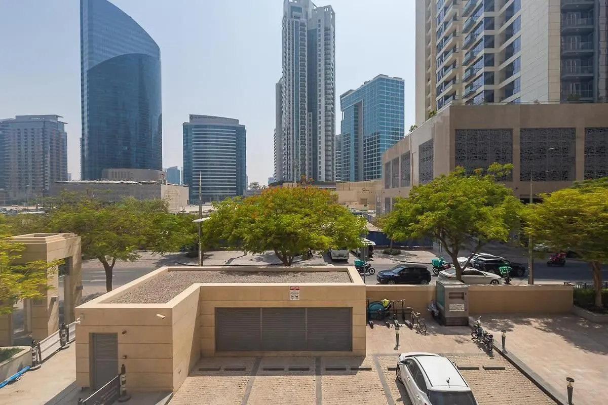 Frank Porter - Claren Tower Dubai